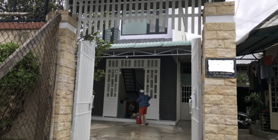 Bán nhà 1 trệt 1 lầu và 3 phòng trọ, gần Big C Dĩ An, Bình Dương. DT 165m2 giá 3