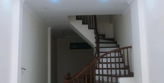 Cần bán gấp nhà Đại La 45M, 4T, ôtô cách 10m, 4 tỷ