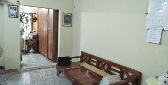 Cần bán lại căn hộ tập thể 40m2 E4 Bách Khoa, Hai Bà Trưng, giá 1,05 tỷ