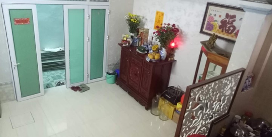 Bán nhà Trần Khát Chân 4,4 tỷ 42 m2 x5 mt7.7m lô góc ô tô KD