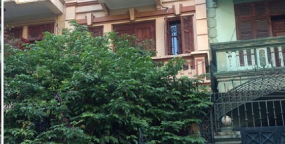 Gia đình bán nhà mặt phố Giáp Bát diện tích 84m, mặt tiền 4,2m giá 8,4 tỷ