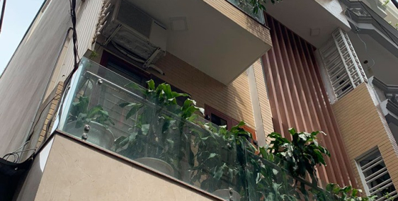 Bán gấp nhà Đại Từ, Hoàng Mai, 52m2, 4 tầng, an sinh tốt, 2.8 tỷ.