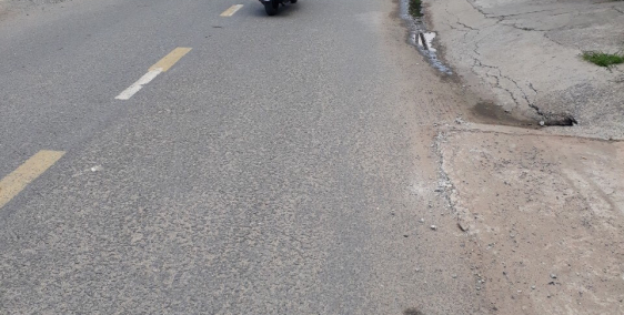 tôi cần bán nhà MT bà điểm , hóc môn ,85m,SHR,870tr;LH:0943623478