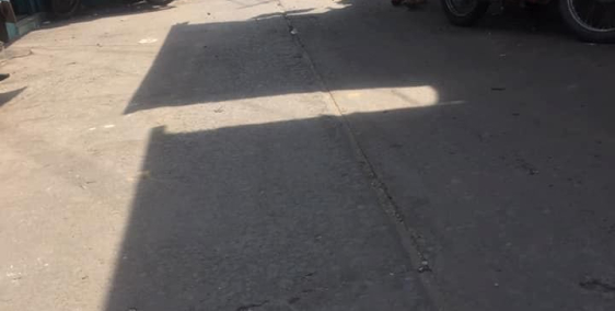 + Nhà khu trung tâm Q4 trên đường Bến Vân Đồn, nhà mới ở ngay.