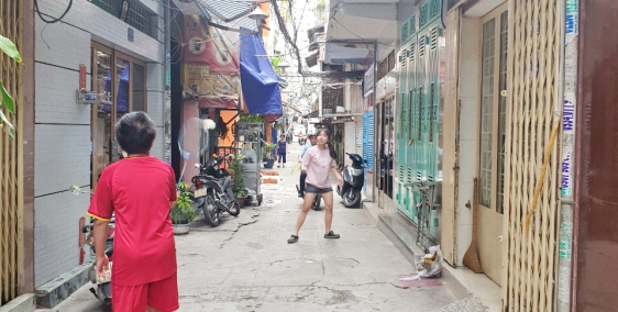 Bán nhà 2 lầu gần mặt tiền đường Trần Bình Trọng Phường 1 Quận 5