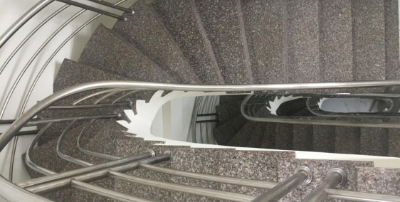 Bán nhà Ngay mặt tiền đường số 10, Gần chợ thủ đức.