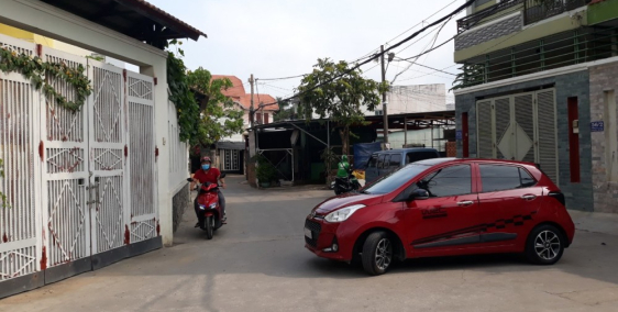 Bán nhà đường số 2, P. Trường Thọ, Q. Thủ Đức. Có sân đậu ô tô. DT 169m2