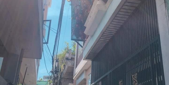 bán nha 2 tang kiệt 130 điện biên phủ kiệt 2m5 cách kiêt oto 10m vi tri qá đêp