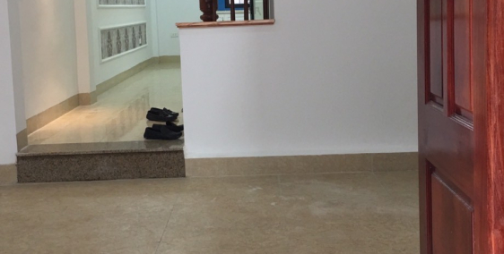 Bán nhà Siêu đẹp 3.x tỷ Phố Vũ Tông Phan 42m oto đua 0936868010