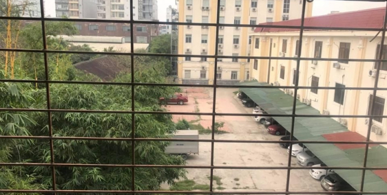 Bán nhà Hạ Đình 33m2x4T, giá 2.35 tỷ.Lô góc,3 mặt thoáng.