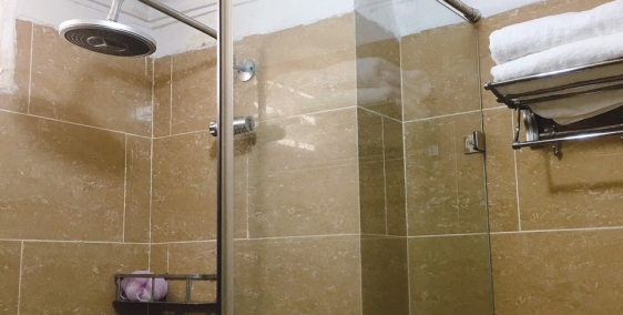 căn hộ dịch vụ cao cấp đủ đò nội thất tại Phố Hàm Long, Phường Phan Chu Trinh, Hoàn Kiếm, Hà Nội diện tích 25m2 giá 6500000 Triệu/thá