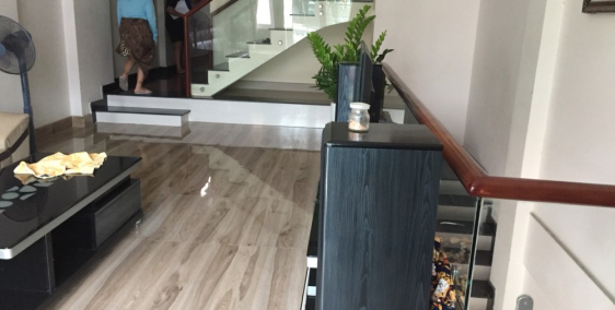 Cho thuê căn hộ tầng 10 chung cư cao cấp nhất quận 2