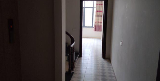 Cho thuê nhà phố La Thành làm hộ gia đình, CHDV