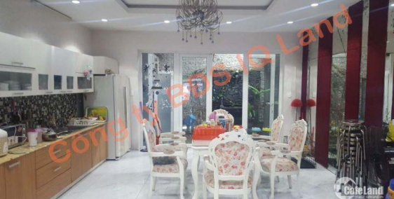 Cho thuê mặt tiền tầng 1 nhà đường Nguyễn Hữu Thọ