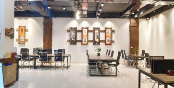 Cho thuê vp mặt phố Dịch Vọng Hậu,mặt tiền 16m2, DT linh hoạt 30-40-70m2