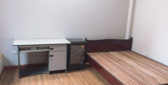 Cho Thuê Nhà Tại Cổng Sau Trường ĐH Quốc Gia 35m2 x 4T Cho Thuê Nhà Khu Phân Lô Đại Học Quốc Gia Hà Nội . Diện Tích 35m2 x  4T