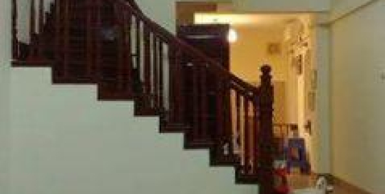 Cho thuê cả nhà tại phố Hoàng Ngân thích hợp làm Văn phòng, ở hộ gia đình , kinh doanh online...