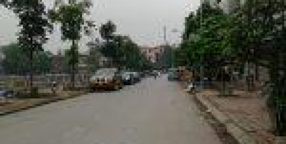 Cho thuê nhà tại VEN HỒ HẠ ĐÌNH thích hợp làm Văn phòng, ở hộ gia đình , kinh doanh online, ở ghép showroom thời trang,... giá 30tr/tháng