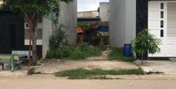 Về quê sinh sống kinh doanh ở đó nên bán 450m2 đất Bình Dương, 650 triệu/nền