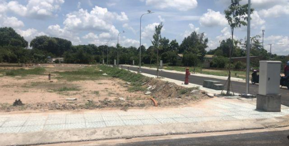 Cần bán đất gần thế giới di động Đức Hòa Long an giá 500tr