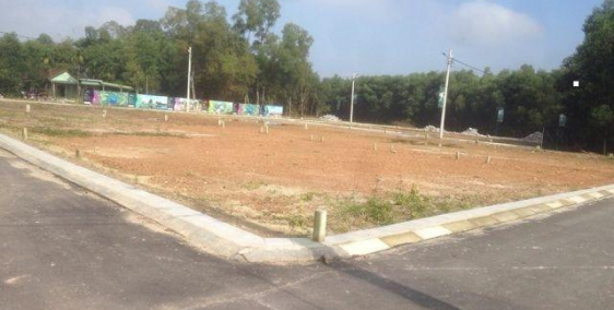 Chính Chủ Cần Bán 1 Lô Đất Sạch, Rẻ, Đẹp Gần Sân Bay Phú Bài Giá 5.7tr/m. LH 0796571878