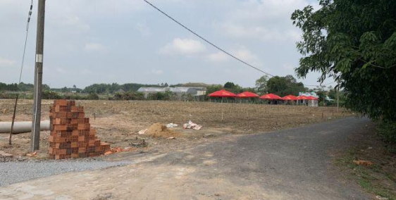 Bán đất nền cuối Lê Văn Khương-liền kề Vincity Giá 650 tr/90m2 SHR, LH: 0