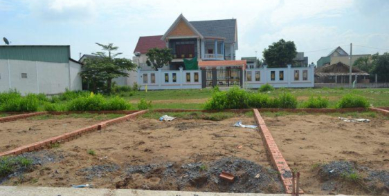 TIN HOT, Cần bán đất MT Đỗ Văn Dậy , 85m,SHR, 1 tỷ ,LH:0943623478