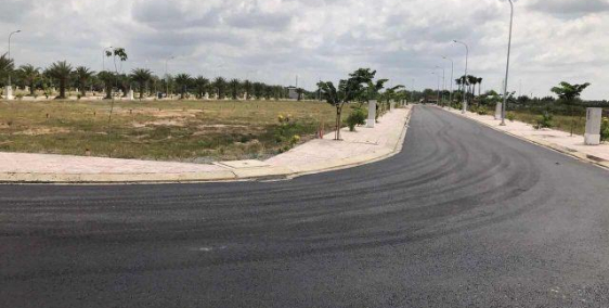 Bán gấp lô đất mặt tiền Lý Tế Xuyên, Thủ Đức cách Ủy ban Linh Đông 300m, sổ hồng riêng