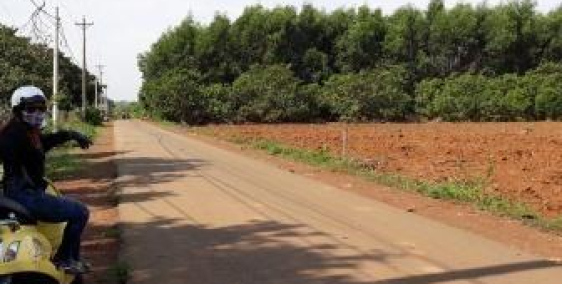 Đất mặt đường 3000m vuông, SHCC, nhà bán.