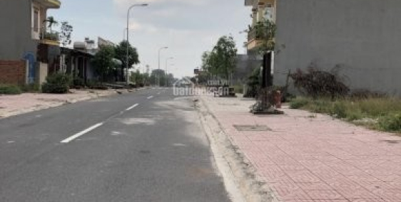 NGÂN HÀNG SACOMBANK THÔNG BÁO NGÀY 30/6/2019 HỖ TRỢ THANH LÝ 40 NỀN ĐẤT LIỀN KỀ