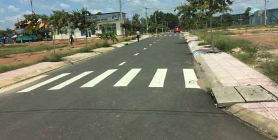 BÁN GẤP LÔ ĐẤT GẦN TRUNG TÂM TP ĐỒNG XOÀI, MẶT TIỀN LÊ QUÝ ĐÔN