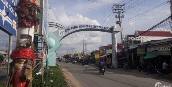 Đất nền nằm giáp ranh Bình Chánh, nằm trong cụm KCN, SHR, xây dựng tự do 750tr/n