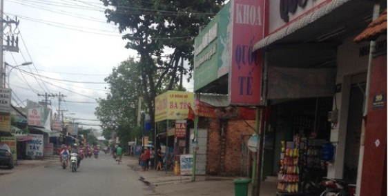 tôi cần bán lô đất MT bà điểm 4 ,80m,SHR,870tr,LH:0943623478