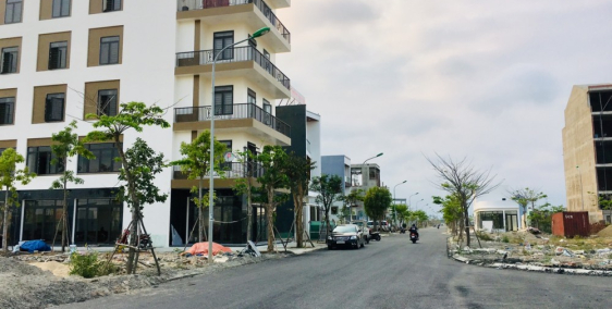 Bán đất Nam Hòa Xuân thị trường đang nóng như cái nắng 40 độ gần cầu Trung Lương