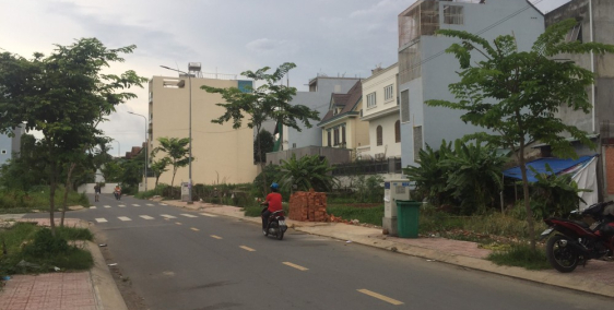 Cần bán đất mặt tiền đường Mai Chí Thọ, Thủ Thiêm, quận 2, xây dựng tự do, SHR