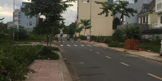 Bán lô đất mặt tiền đường Lương Định Của, An Phú, Quận 2, sổ hồng riêng, giá mềm