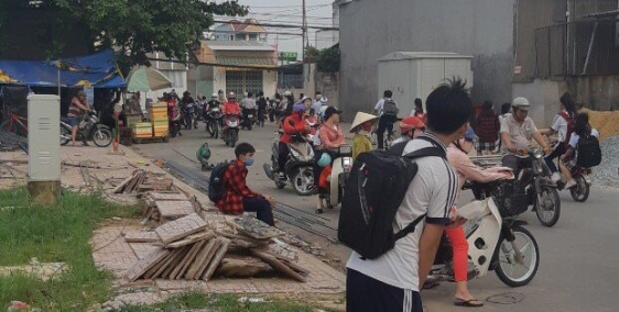 Cần bán 3 lô đất ở khu tân tạo A, DT:100m2, giá: 3 tỷ 2, ( giá gốc) bán gấp