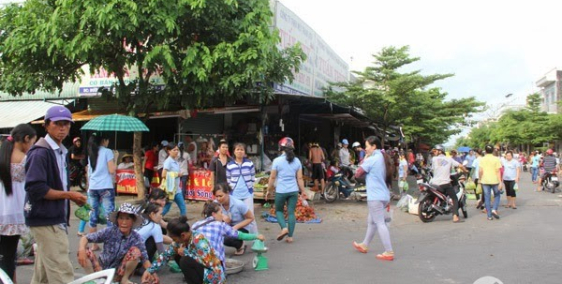 VỢ CHỒNG TÔI CẦN BÁN GẤP 600M2 ĐẤT THỔ CƯ, GẦN CHỢ THÍCH HỢP CHO KINH DOANH