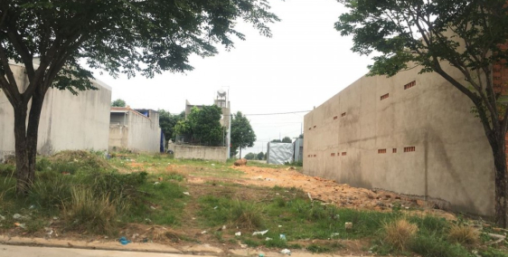 Cần tiền kinh doanh bán lô đất 200m2 ngay chợ, sát KCN giá 635tr/nền. shr