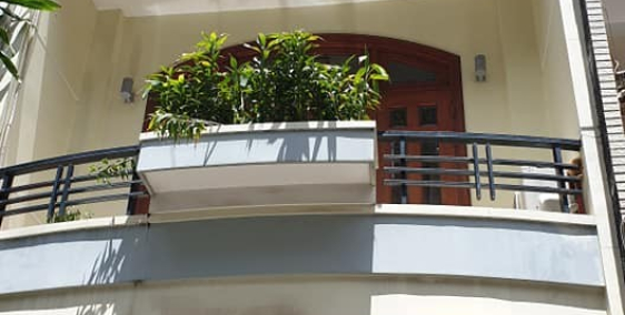 Bán nhà 42m2 - Nguyễn Văn Đậu - 4 tầng - Chỉ 5.4 tỷ.