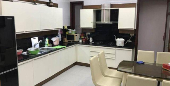 Bán nhà Ba Đình - Tập thể Tầng 1 Vĩnh Phúc 6 tỷ, 84m2, KD được