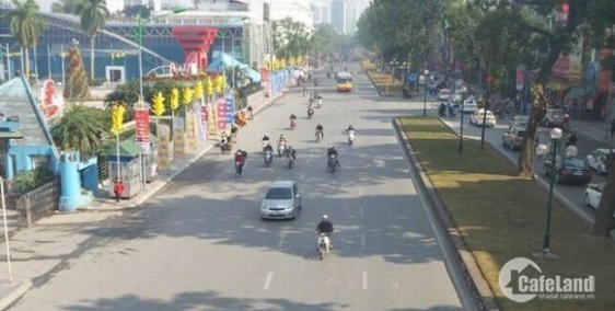 Nhà mặt đường kinh doanh KV Đường Giảng Võ, ô tô tải đỗ cửa, 3Tx30m,4PN,MT 4.1m,Giá 9 tỷ (ảnh thật)