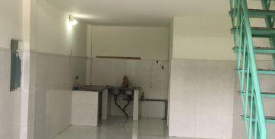 Bán nhà cấp 4 gác lửng giá 650tr sau công viên nước thị xã dĩ an bình dương