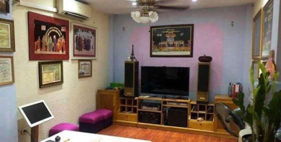 Bán nhà đẹp phố La Thành, 28m2*5 tầng, MT 5m, giá 2.7 tỷ