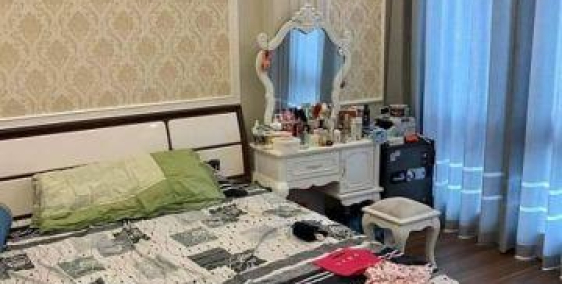 Bán nhà phân lô phố Nguyên Hồng, Đống Đa, nhỉnh 7 tỷ.