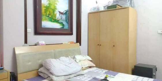 Bán nhà TẶNG nội thất, Đống Đa, ô tô, kinh doanh, dt 35m2x5t. Giá 5,3 tỷ