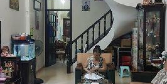 Chính chủ! Ngõ rộng 2,5m! Pháo Đài Láng 75m2x4T, giá 5,6 tỷ