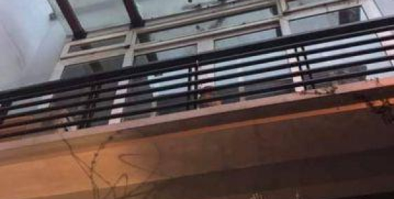 nhà đẹp mặt phố, kinh doanh, ô tô  tránh, quận Hai bà Trưng,107 m2, mặt tiền 8m, giá 13,5 tỷ. 0839033934.