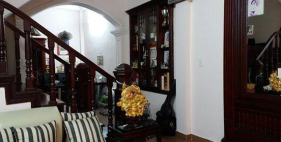 Nhỉnh 2 tỷ có ngay nhà Bùi Ngọc Dương, Hai Bà trưng, ngõ nông, gần ô tô