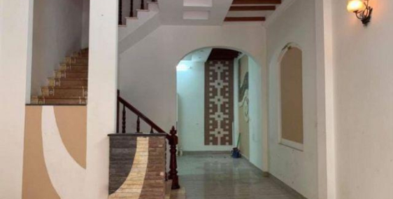 Nhà LÔ GÓC, Ở NGAY Dương Văn Bé, Hai Bà Trưng 45m2, 4 tầng, MT 4m, 2.8 tỷ LH: 0972957451